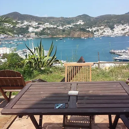 Bed and Breakfast Casa Carmela Ponza Exterior foto
